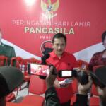 Eko Suwanto, Ketua DPC PDI Perjuangan Yogyakarta, menyampaikan keterangan pers terkait kehadiran rombongan ‘Banteng Jogja’ pada Haul ke-54 Bung Karno di Blitar