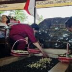 Peringati Haul Bung Karno ke-54, Hari ini Megawati Soekarnoputri Ziarahi Makam Ayahnya di Blitar