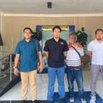 NH bin M diantar petugas Kantor Imigrasi (Kanim) Kelas II TPI Blitar ke Bandara Internasional Juanda dalam proses pemulangan warga Malaysia tersebut ke negara asalnya, Minggu (23 Juni 2024)