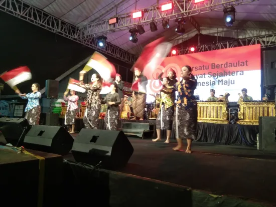 Opera Kemerdekaan RI dari Guyon Waton Group dan Cak Percil cs dalam acara Bersih Desa Gondang, Kecamatan Gandusari, Jumat (15 Agustus 2025) | Foto: Wahyuana
